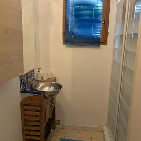 Vila Avec Piscine Les Chenes *