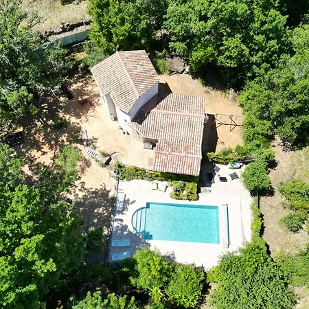 Villa Avec Piscine Les Chenes
